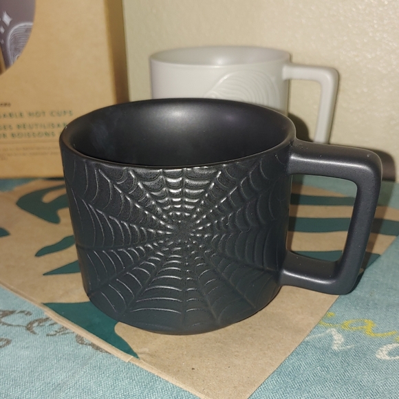 Starbucks Other - Starbucks 🎁 spiderweb 🕸 2019 Halloween Mug